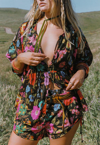 valley-of-the-dolls-short